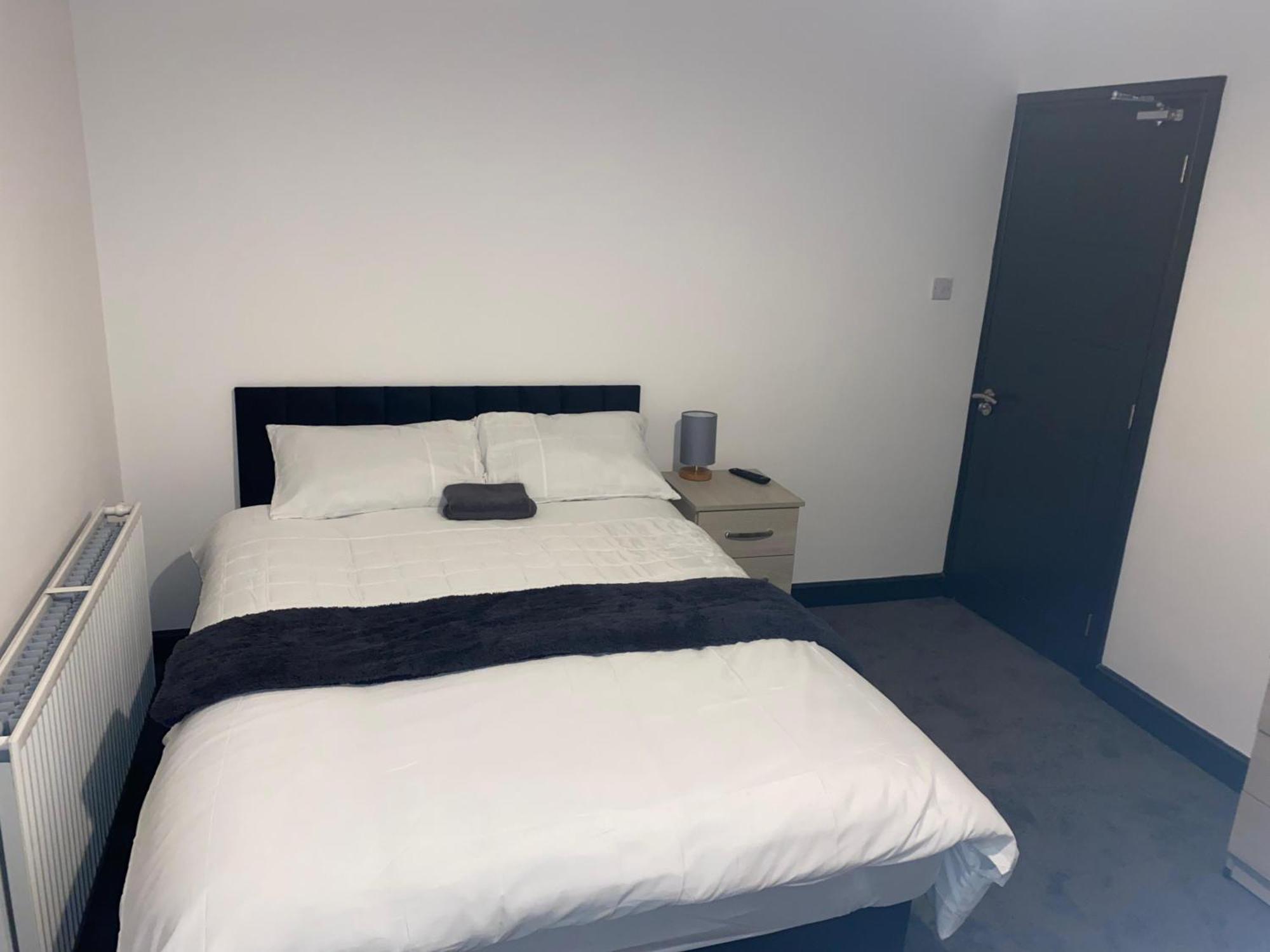 Houghton Guest House 2 Stoke-on-Trent ภายนอก รูปภาพ