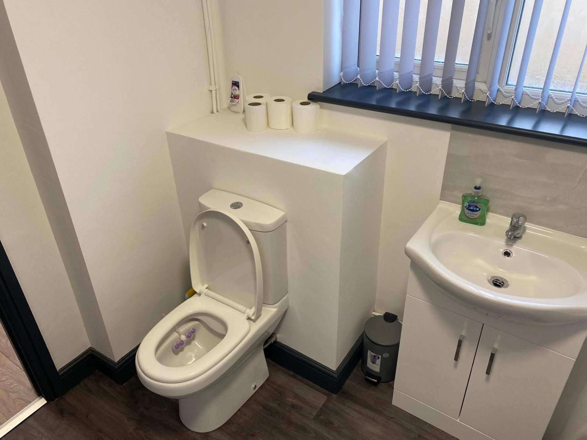 Houghton Guest House 2 Stoke-on-Trent ภายนอก รูปภาพ