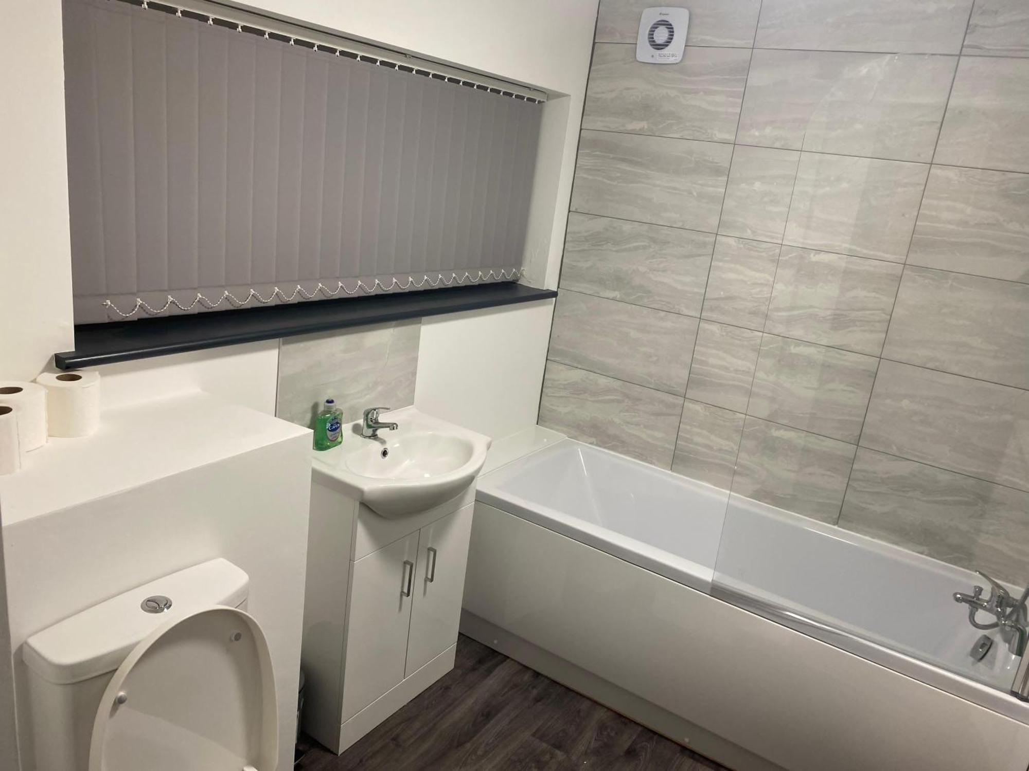 Houghton Guest House 2 Stoke-on-Trent ภายนอก รูปภาพ